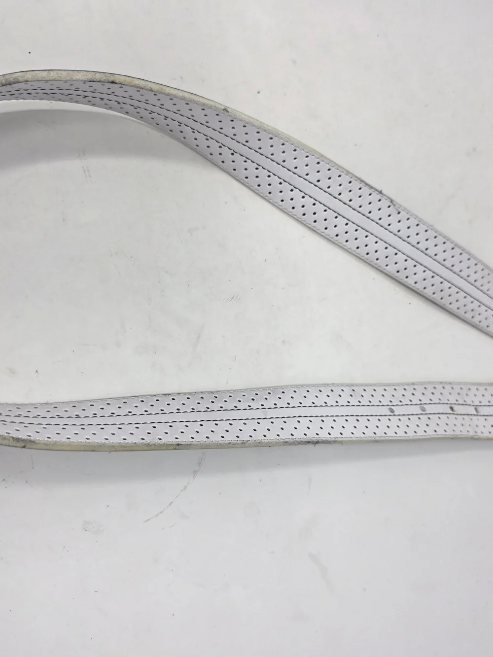 Nike Golf Reversible Belt Black White Perforated Leather Twist Buckle Size 33